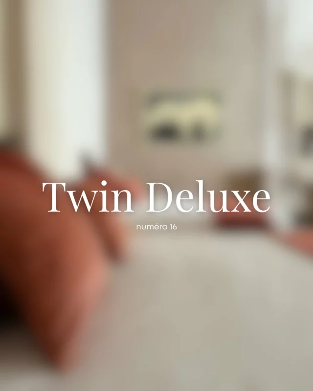 On vous fait découvrir la Twin Deluxe 🤍

Une chambre lumineuse et calme, avec vue sur le patio fleuri ! 🌸
Deux grands lits pour deux personnes seulement… l’espace parfait pour se reposer, bouquiner et pourquoi pas rêver à deux ? 

Le tout dans une atmosphère douce aux tons chauds rosés avec, bien sûr, une salle de bain privative et une douche à l’italienne 🫧

Un cocon de douceur, entre charme ancien et confort moderne ✨

#hoteldumusee #hotel #hotelarles #hotelprovence #provence #france #provencefrance #provencetourisme #arlestourisme #arles #travel #travelgram #hotelroom #relax